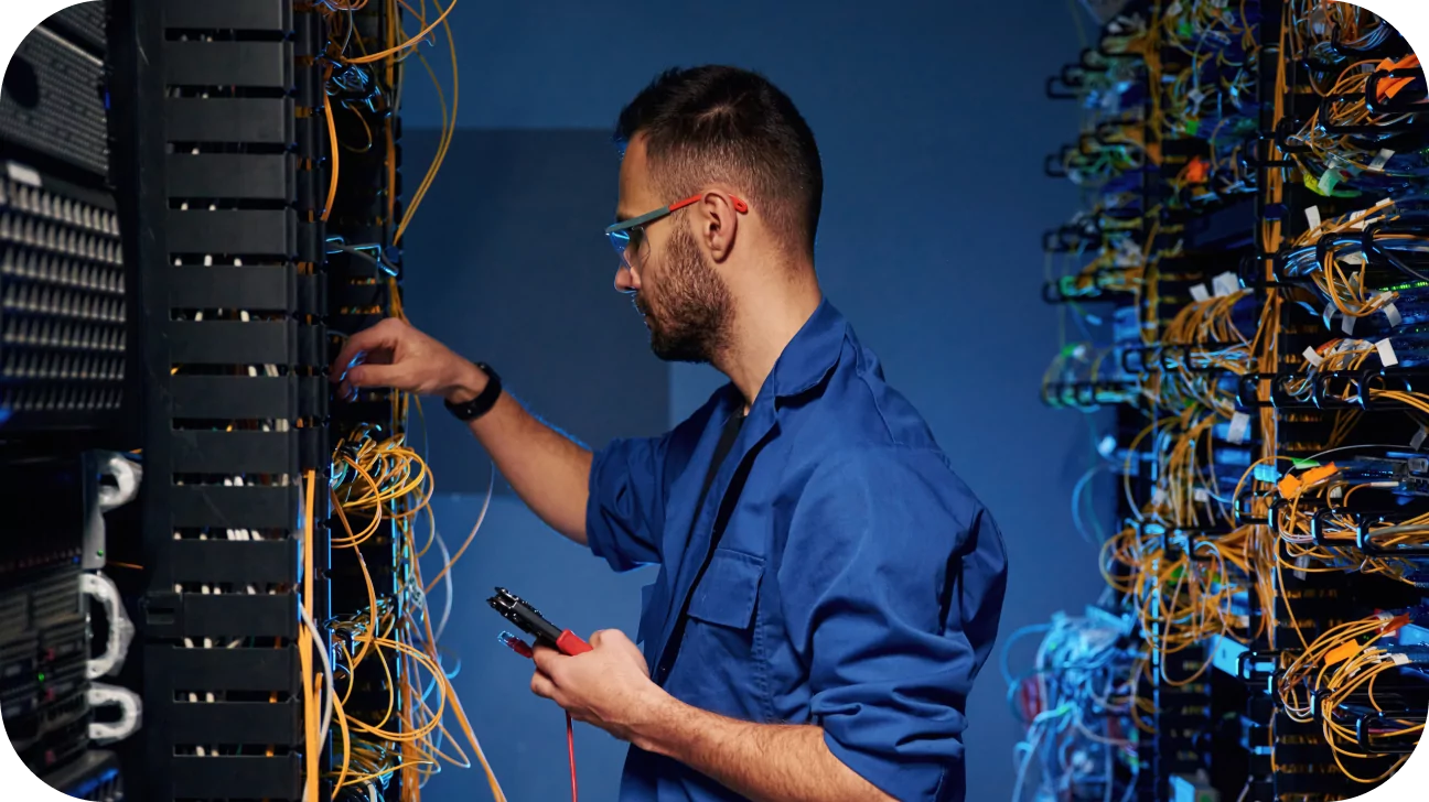 Shuffle architecture benefits for AI cluster networking